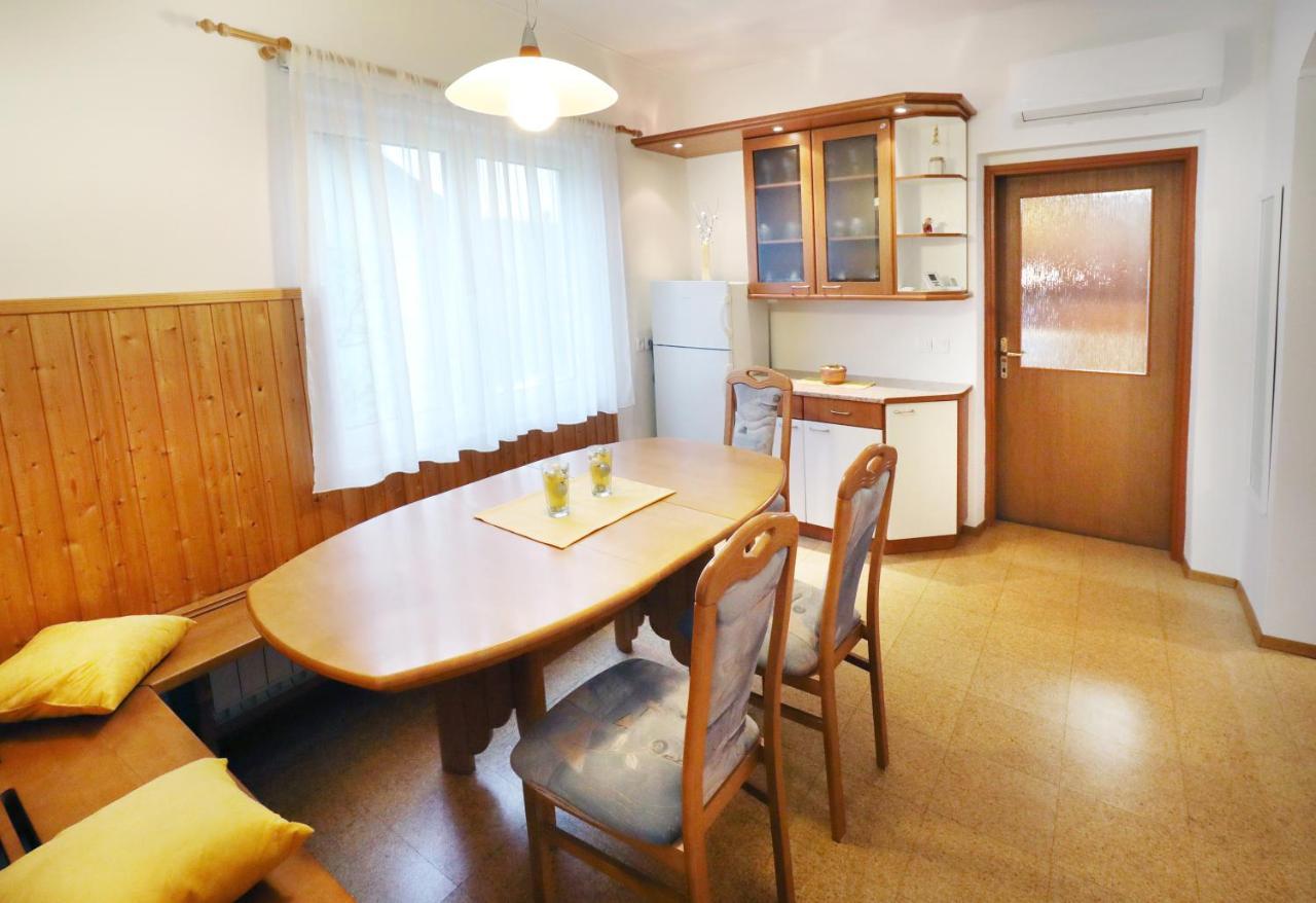 Apartma Vila Zigmund Cerknica ภายนอก รูปภาพ