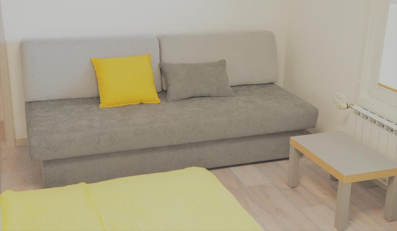 Apartma Vila Zigmund Cerknica ภายนอก รูปภาพ